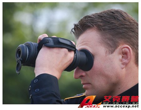 FLIR HS-324 執法紅外熱像儀